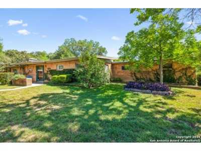 Home For Sale in Terrell Hills, Texas