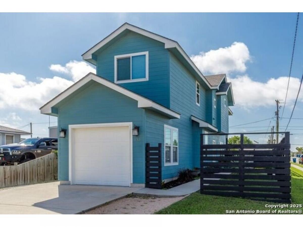 Picture of Home For Sale in Port Aransas, Texas, United States