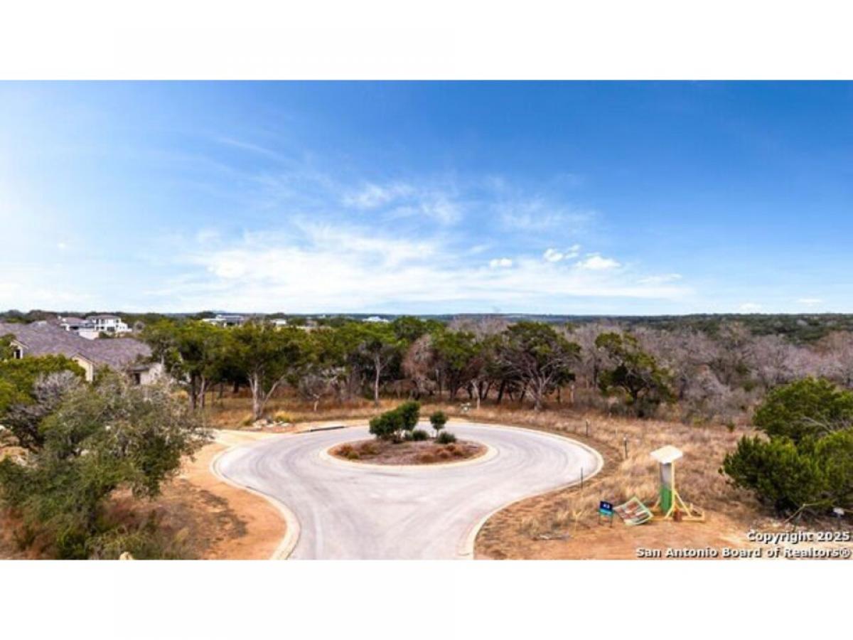 Picture of Residential Land For Sale in Boerne, Texas, United States