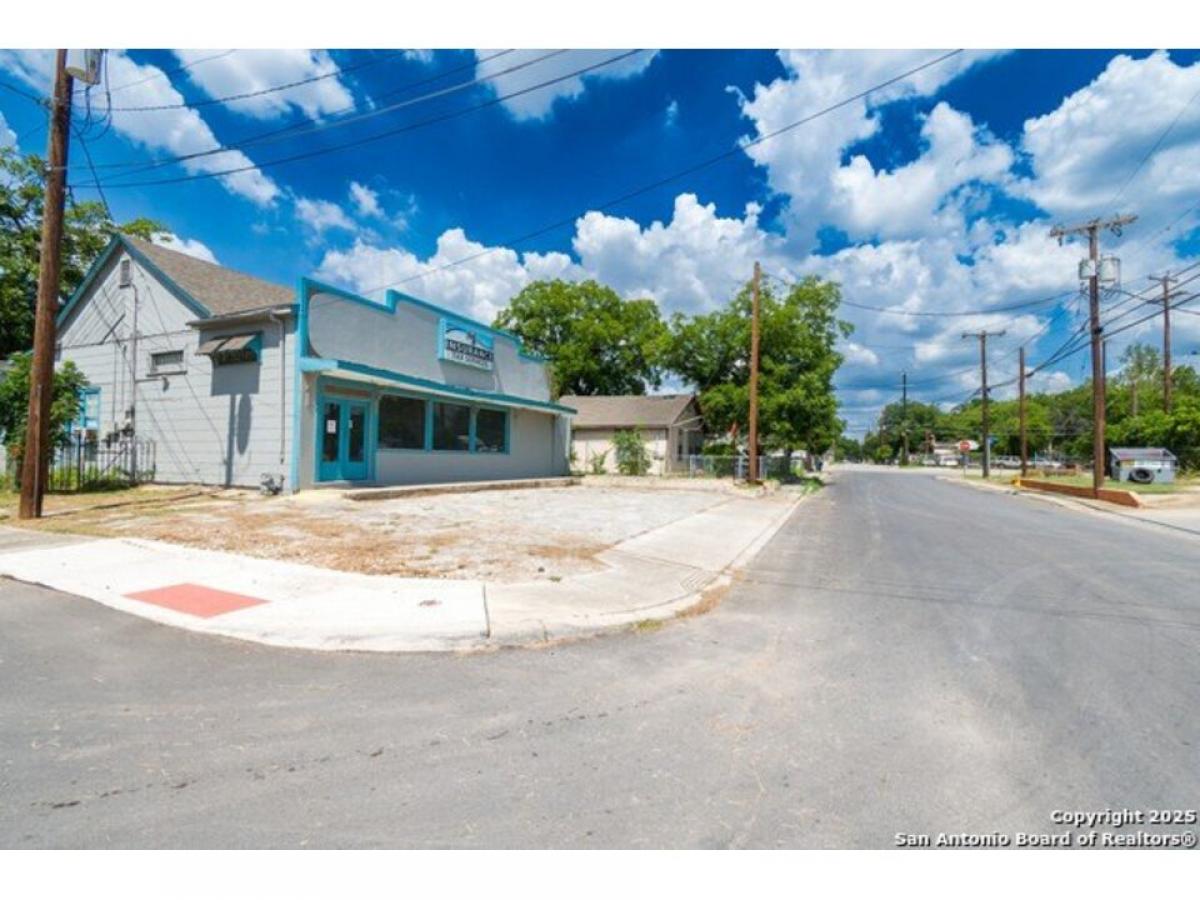 Picture of Home For Rent in San Antonio, Texas, United States