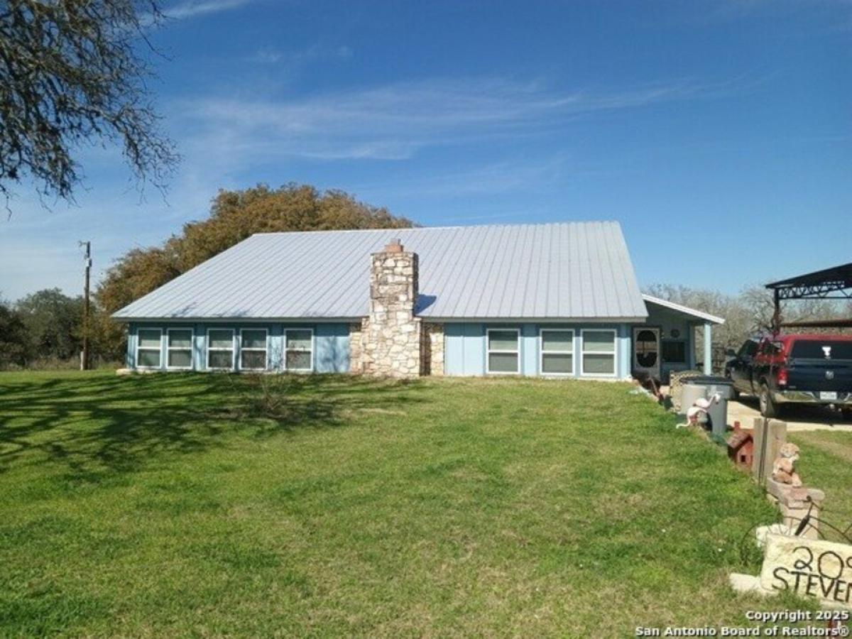 Picture of Farm For Sale in Somerset, Texas, United States