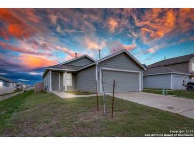 Home For Sale in Seguin, Texas