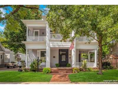 Home For Sale in San Antonio, Texas