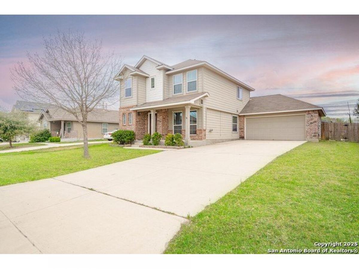 Picture of Home For Sale in New Braunfels, Texas, United States