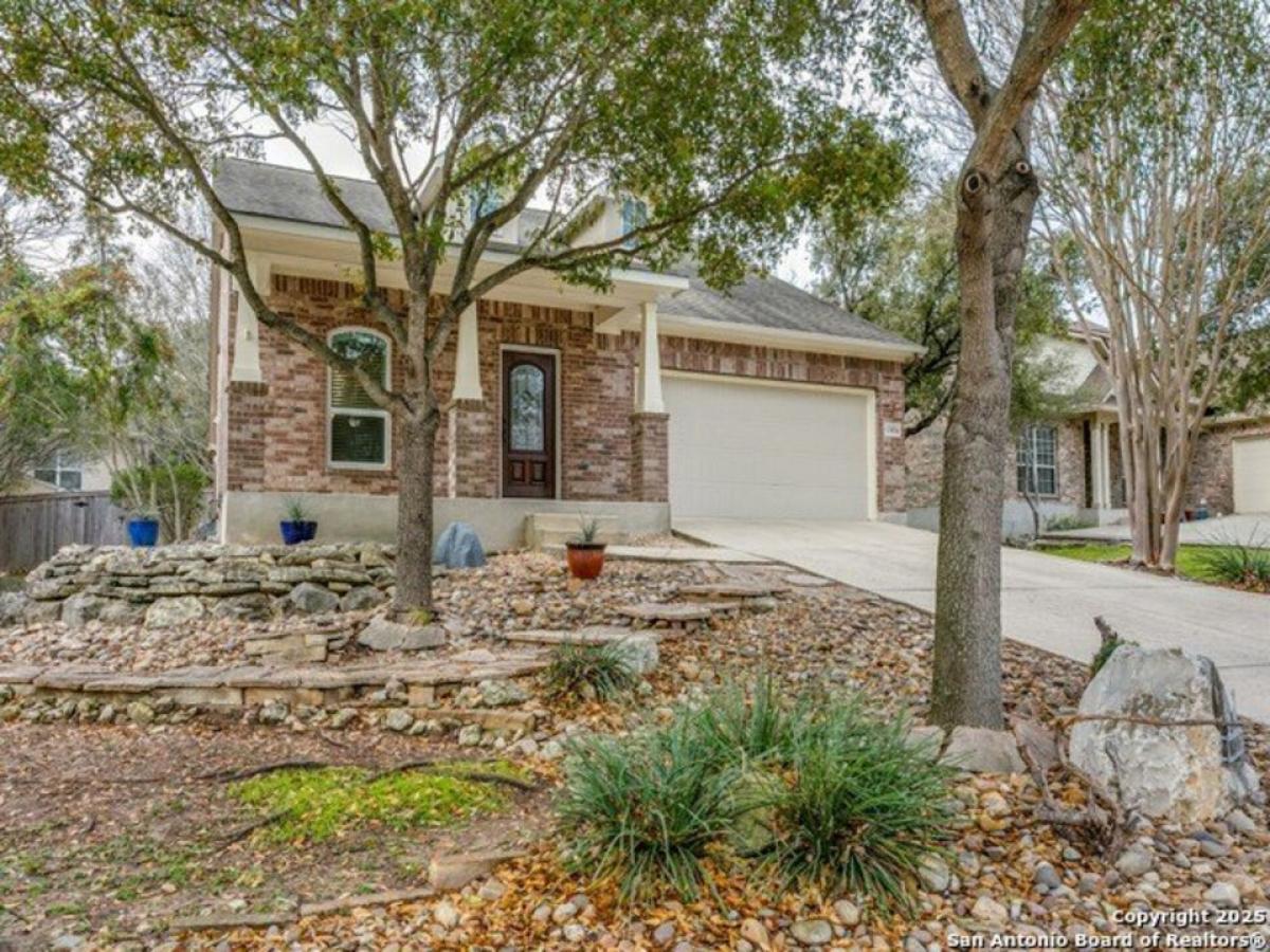 Picture of Home For Sale in Universal City, Texas, United States