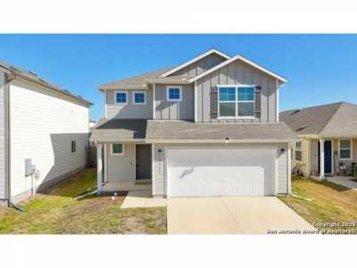 Home For Sale in Converse, Texas