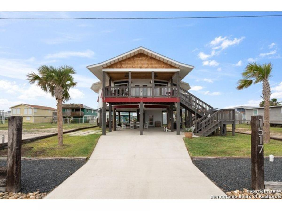 Picture of Home For Sale in Rockport, Texas, United States