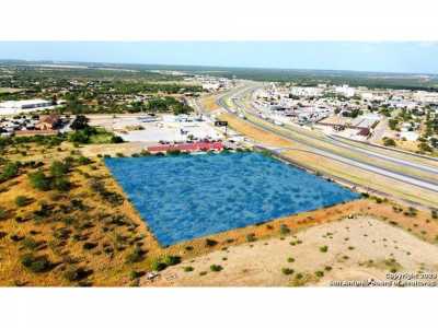 Residential Land For Sale in Cotulla, Texas