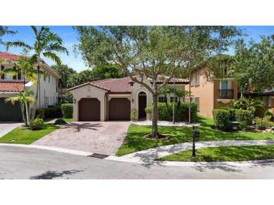 Home For Rent in Parkland, Florida
