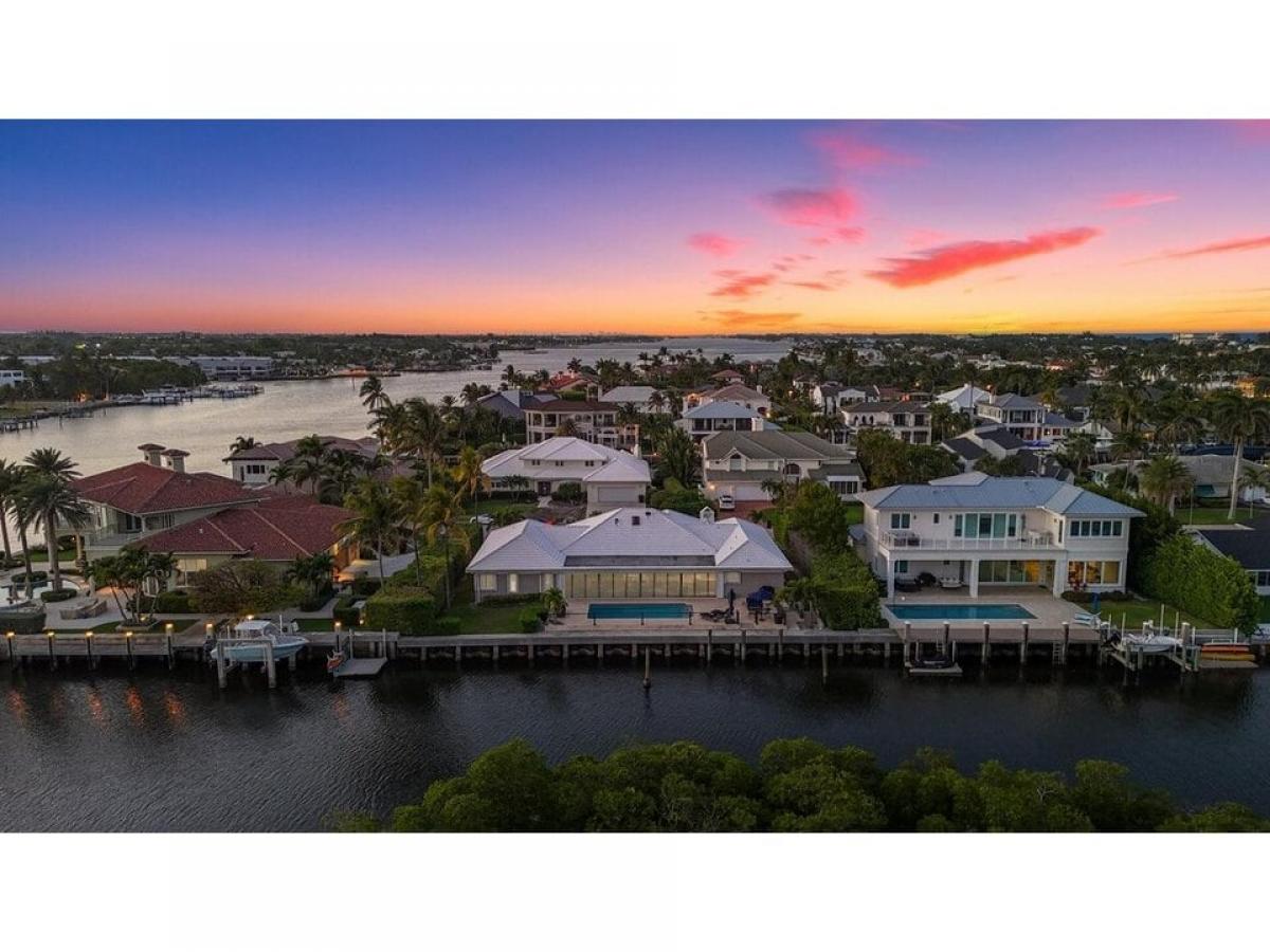 Picture of Home For Sale in Ocean Ridge, Florida, United States