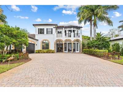 Home For Sale in Parkland, Florida