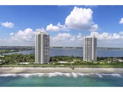 Home For Sale in Singer Island, Florida