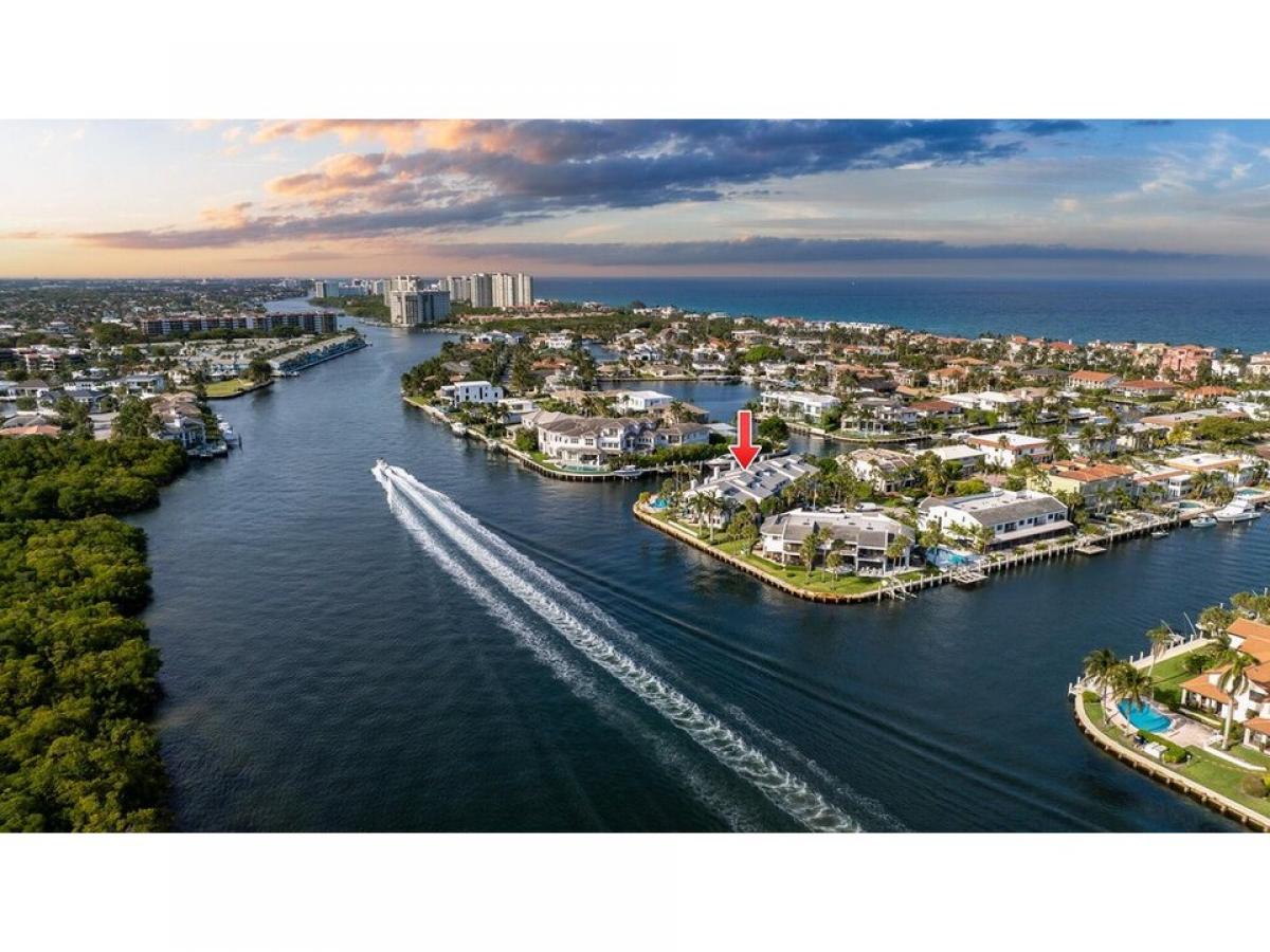 Picture of Home For Sale in Highland Beach, Florida, United States