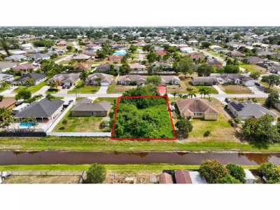 Residential Land For Sale in Port Saint Lucie, Florida