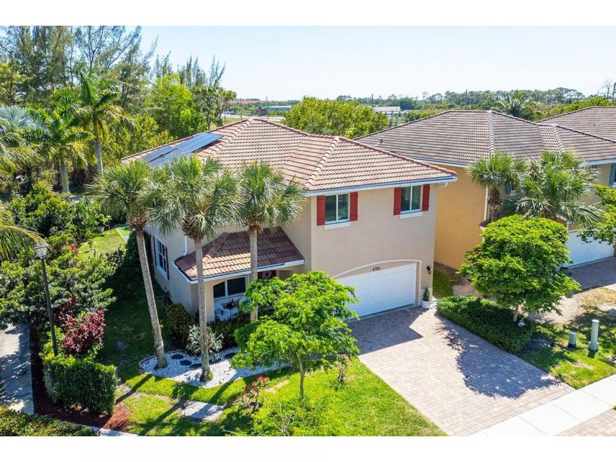 Picture of Home For Sale in Greenacres, Florida, United States