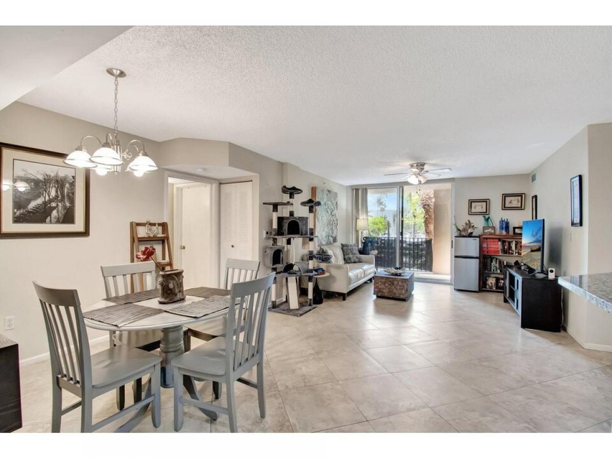 Picture of Home For Sale in Hypoluxo, Florida, United States