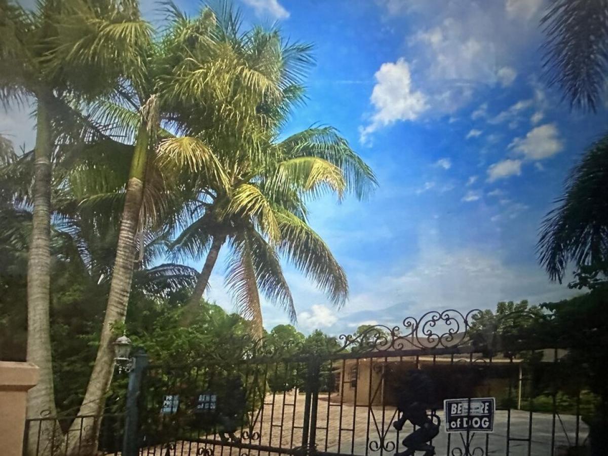 Picture of Home For Rent in Loxahatchee, Florida, United States