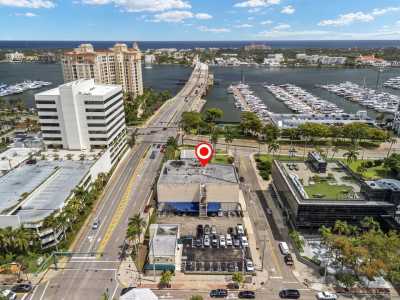 Home For Sale in West Palm Beach, Florida
