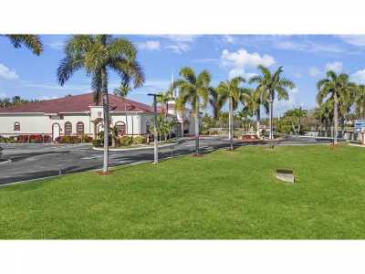 Home For Sale in Lake Worth, Florida