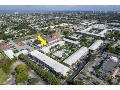 Home For Sale in Lighthouse Point, Florida