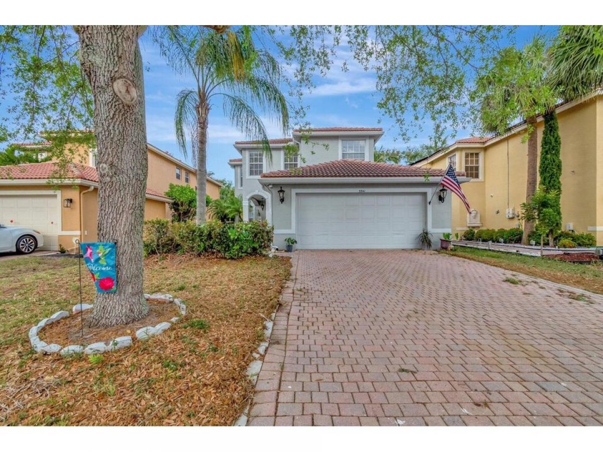 Picture of Home For Sale in Greenacres, Florida, United States