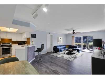 Home For Sale in Royal Palm Beach, Florida