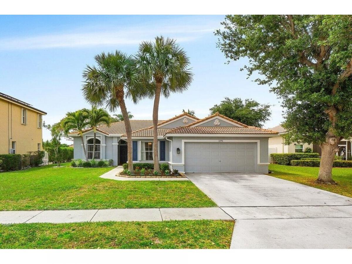 Picture of Home For Sale in Lake Worth, Florida, United States