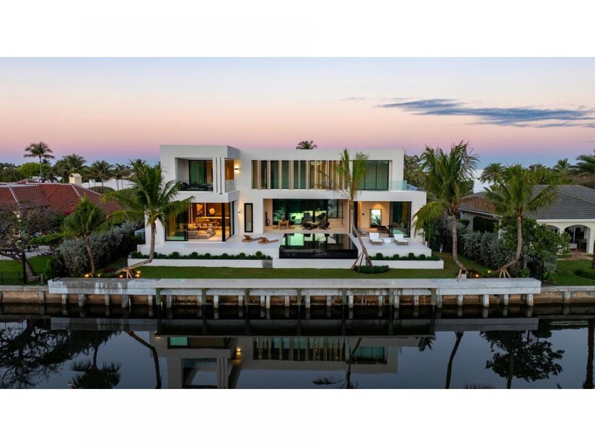 Picture of Home For Sale in Manalapan, Florida, United States