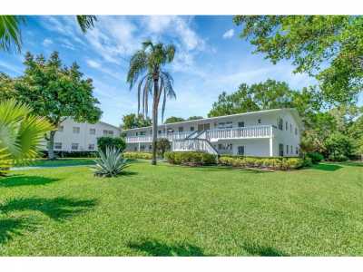 Home For Sale in Deerfield Beach, Florida