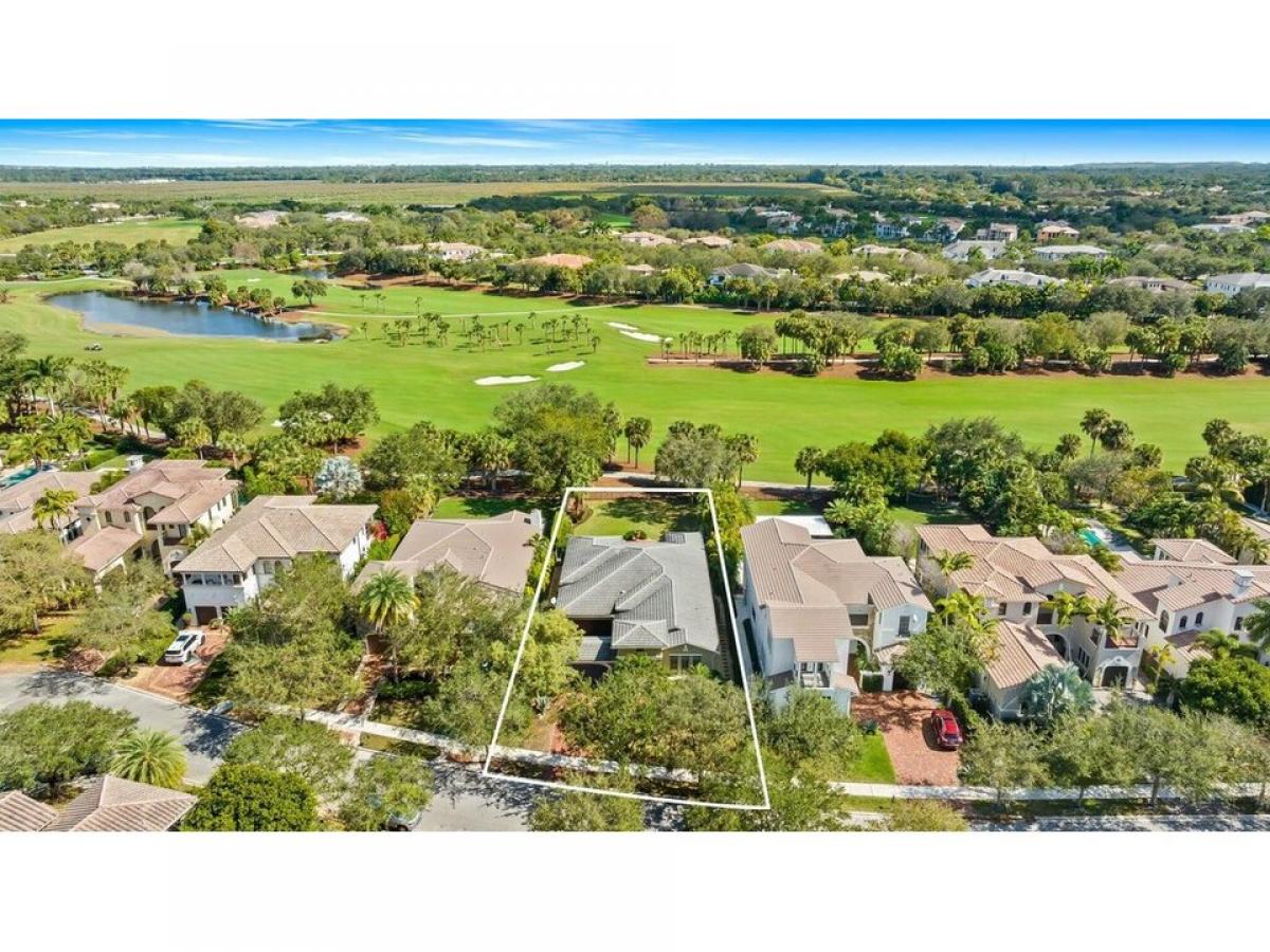 Picture of Home For Sale in Parkland, Florida, United States