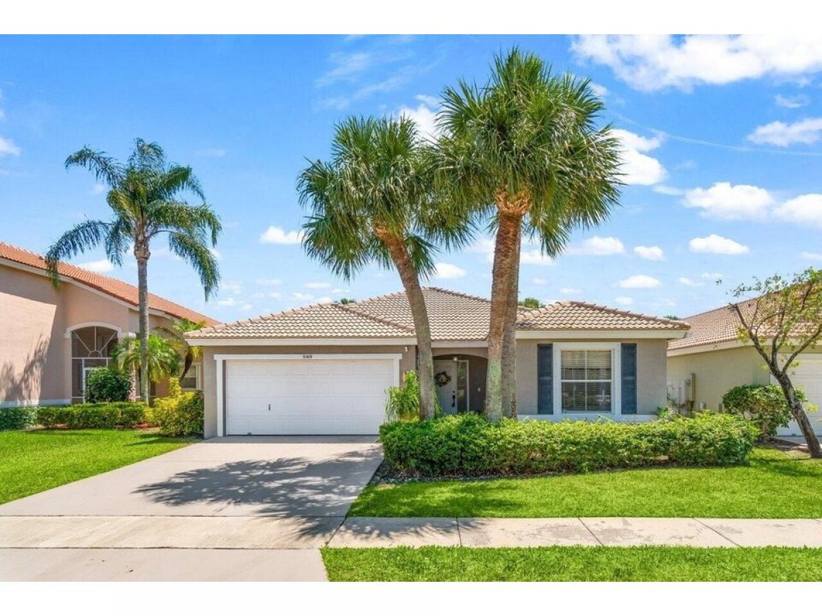 Picture of Home For Sale in Lake Worth, Florida, United States