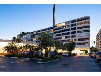 Home For Sale in South Palm Beach, Florida