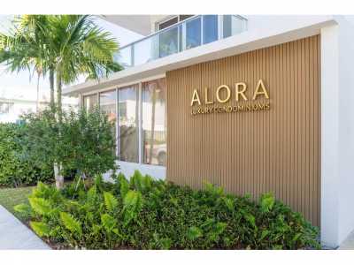 Home For Sale in Lake Worth, Florida