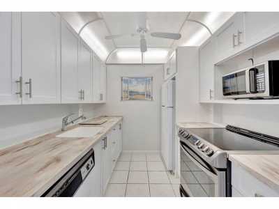 Home For Sale in Coconut Creek, Florida