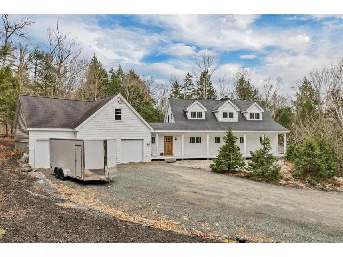 Picture of Home For Sale in Moultonborough, New Hampshire, United States