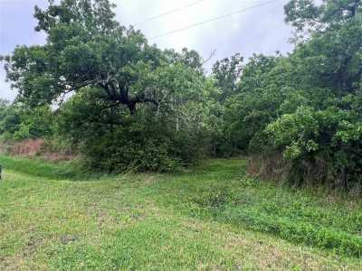 Residential Land For Sale in Anahuac, Texas
