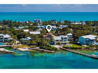 Home For Sale in Islamorada, Florida