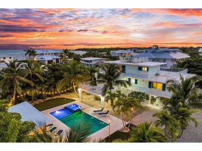 Home For Sale in Tavernier, Florida