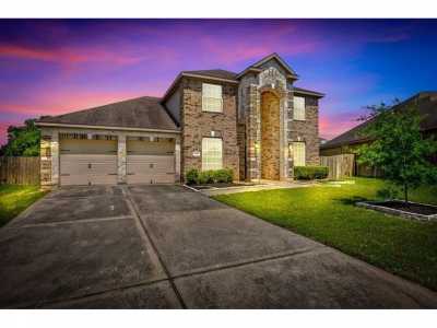 Home For Sale in Hockley, Texas