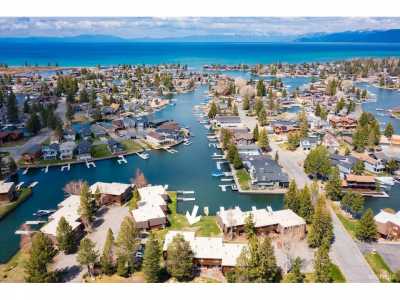 Home For Sale in South Lake Tahoe, California