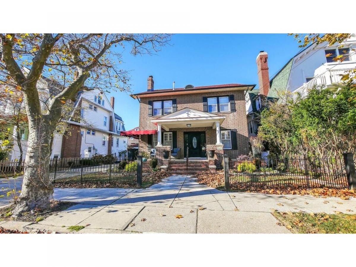 Picture of Home For Sale in Ventnor, New Jersey, United States