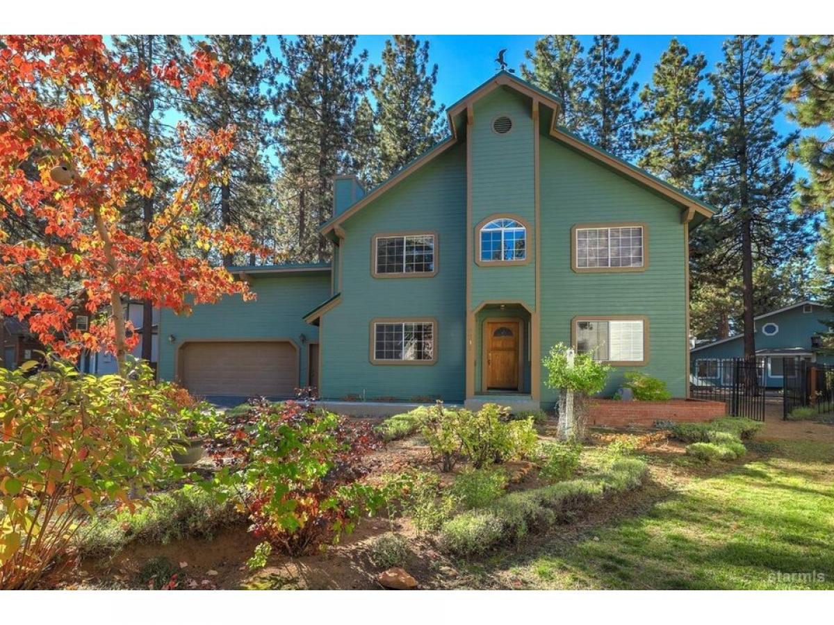 Picture of Home For Sale in South Lake Tahoe, California, United States
