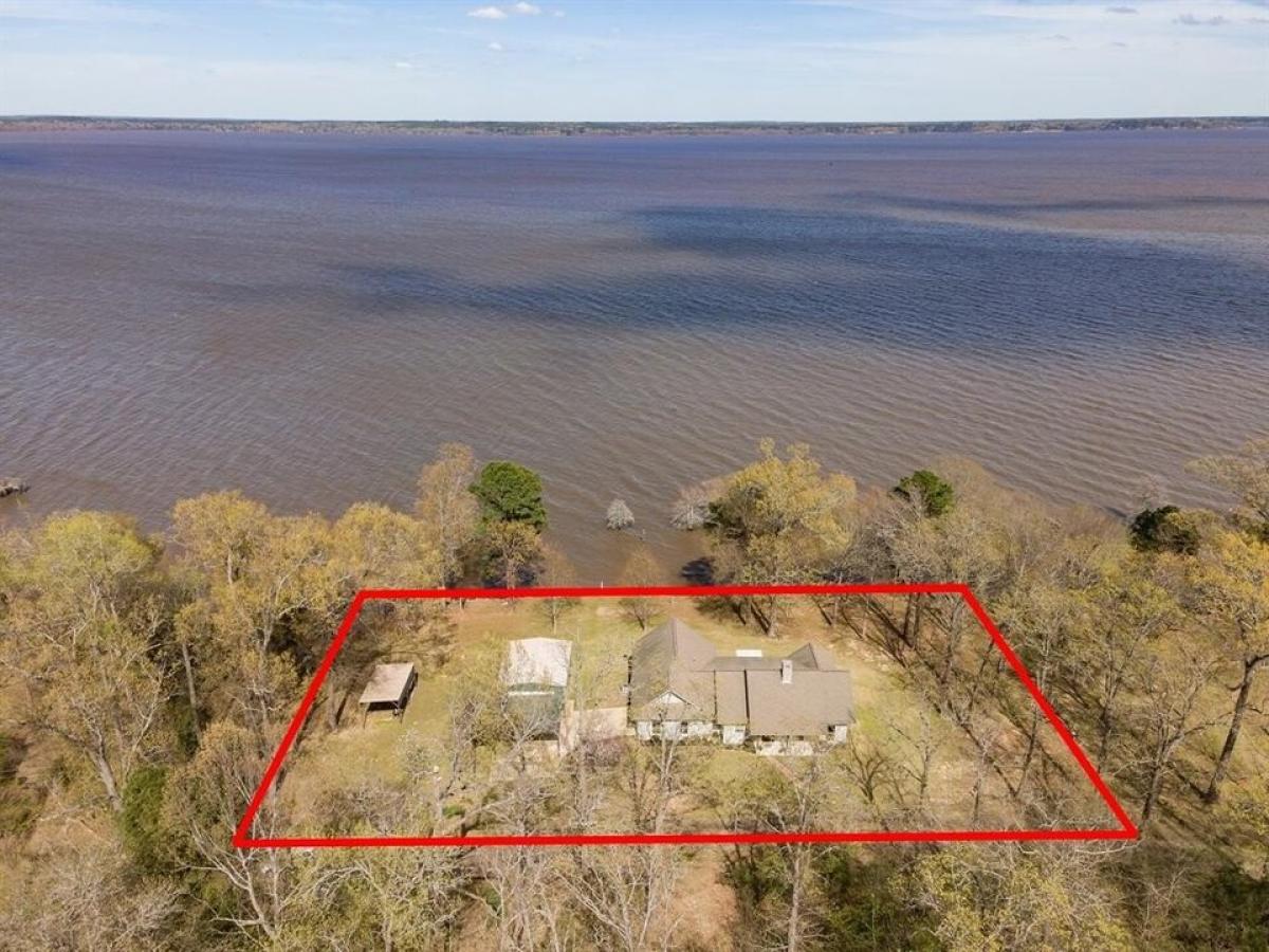 Picture of Home For Sale in Shelbyville, Texas, United States