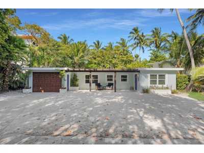 Home For Sale in Islamorada, Florida