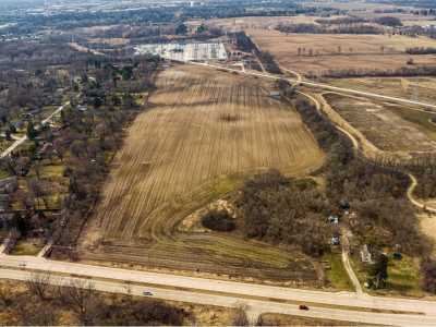 Residential Land For Sale in Libertyville, Illinois