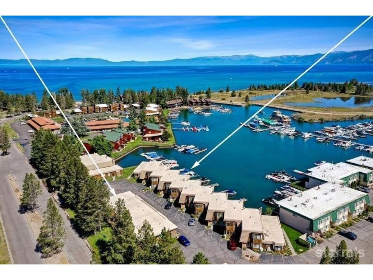 Picture of Home For Sale in South Lake Tahoe, California, United States