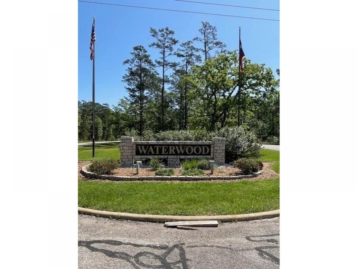 Picture of Residential Land For Sale in Huntsville, Texas, United States