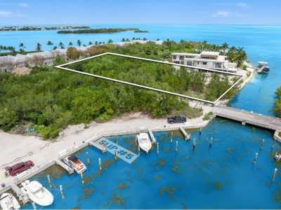 Residential Land For Sale in Marathon, Florida