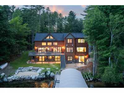 Home For Sale in Meredith, New Hampshire