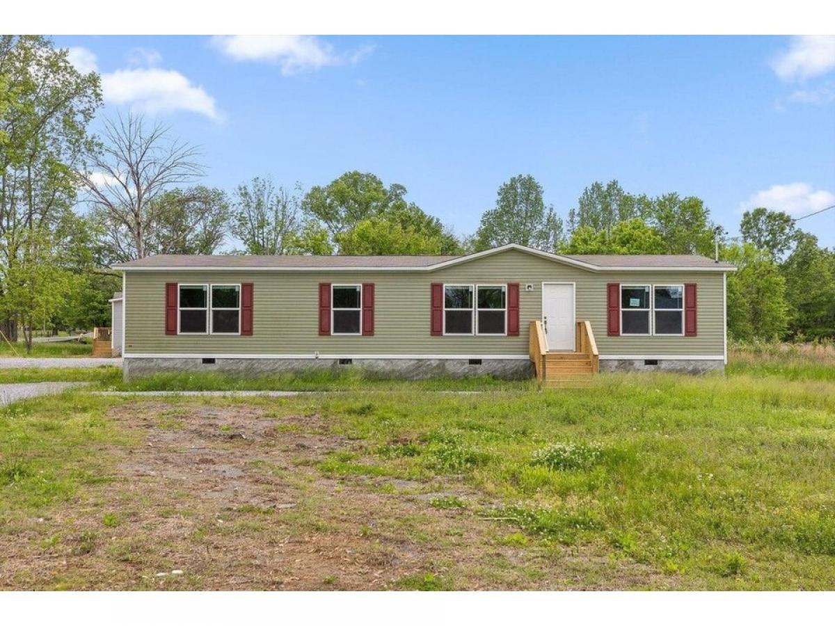 Picture of Home For Sale in Jasper, Tennessee, United States